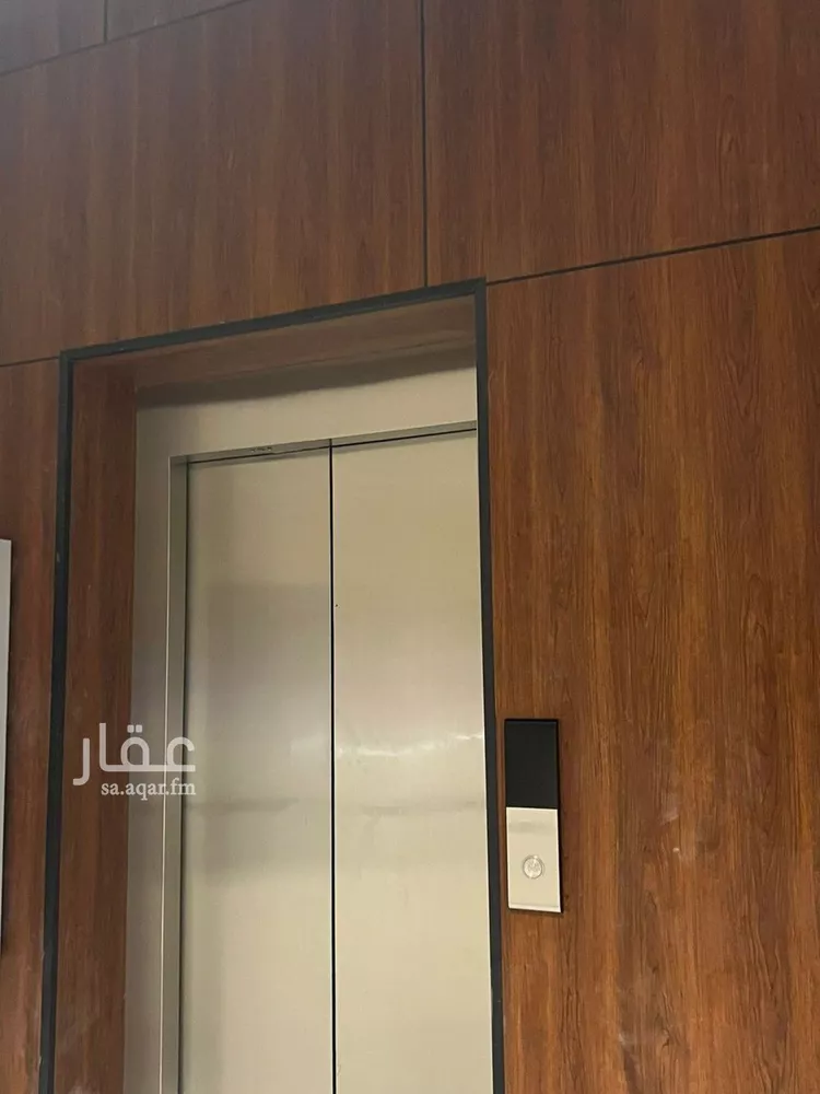 دور للبيع في شارع فهد المارك, حي الرمال, مدينة الرياض, منطقة الرياض صورة 4