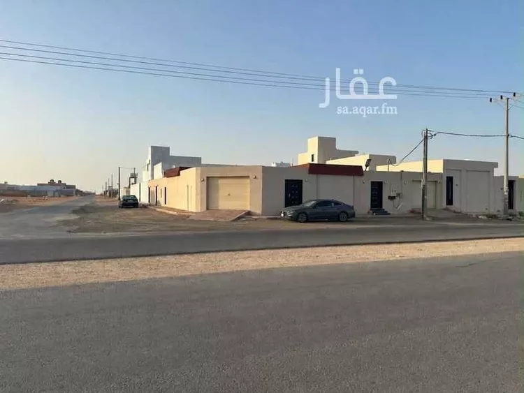 استراحة للبيع في شارع علي بن ابي طالب, حي الروضة, مدينة المجمعة, منطقة الرياض