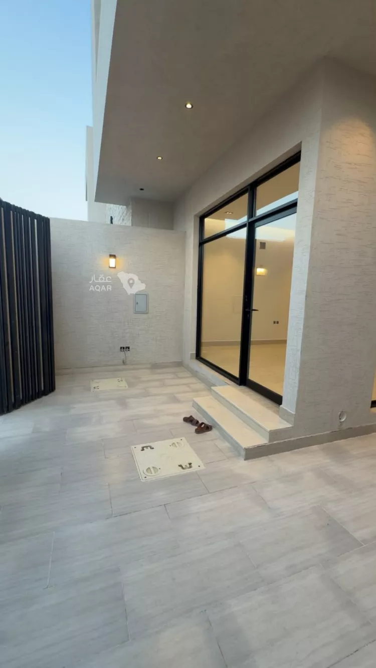 Floor for Sale in Riyadh Ar Rimal