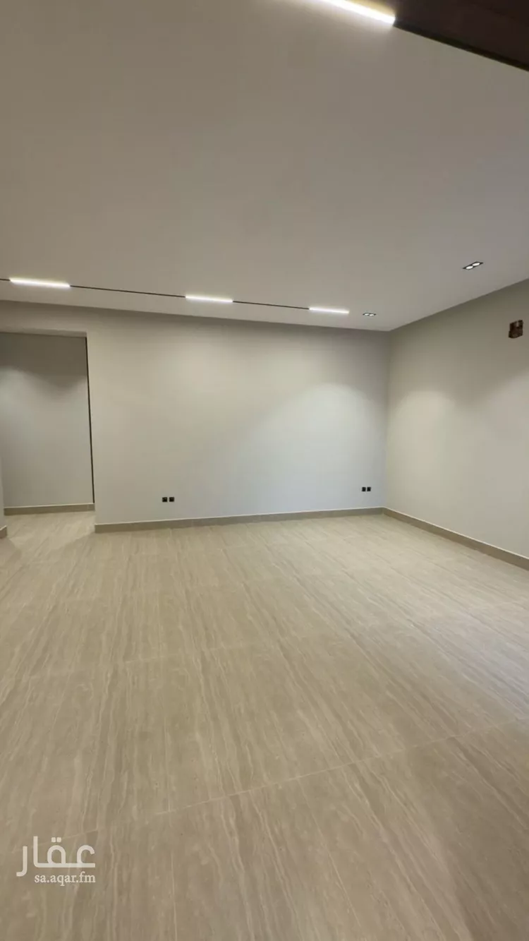 دور للبيع في شارع حسين باسلامه, حي الرمال, مدينة الرياض, منطقة الرياض صورة 2