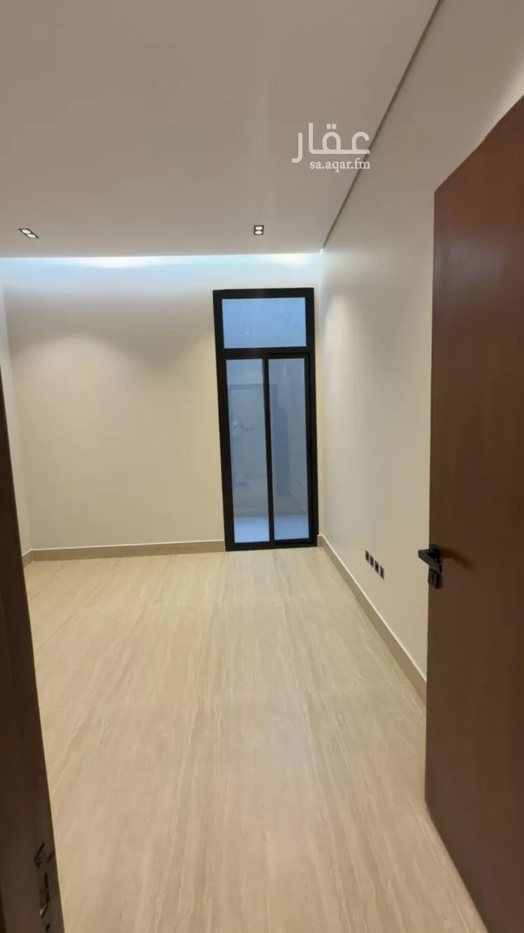 دور للبيع في شارع حسين باسلامه, حي الرمال, مدينة الرياض, منطقة الرياض 7