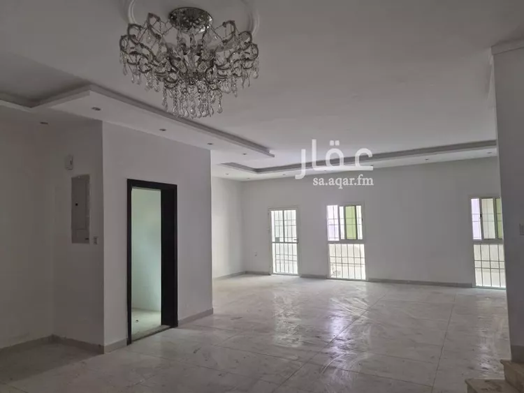 فيلا للإيجار في شارع ابي علي القباني, حي النعيم, مدينة جدة, منطقة مكة المكرمة