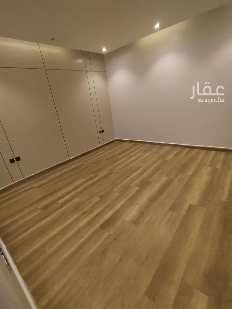 شقة للإيجار في شارع قلعة صلاح الدين, حي العقيق, مدينة الرياض, منطقة الرياض صورة 3