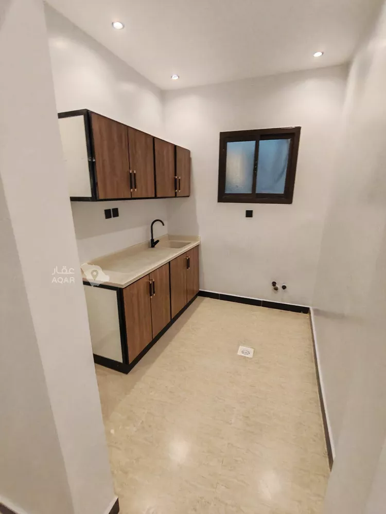 شقة للإيجار في شارع عمر بن عبدالعزيز الفرعي, حي الريان, مدينة الرياض, منطقة الرياض 4