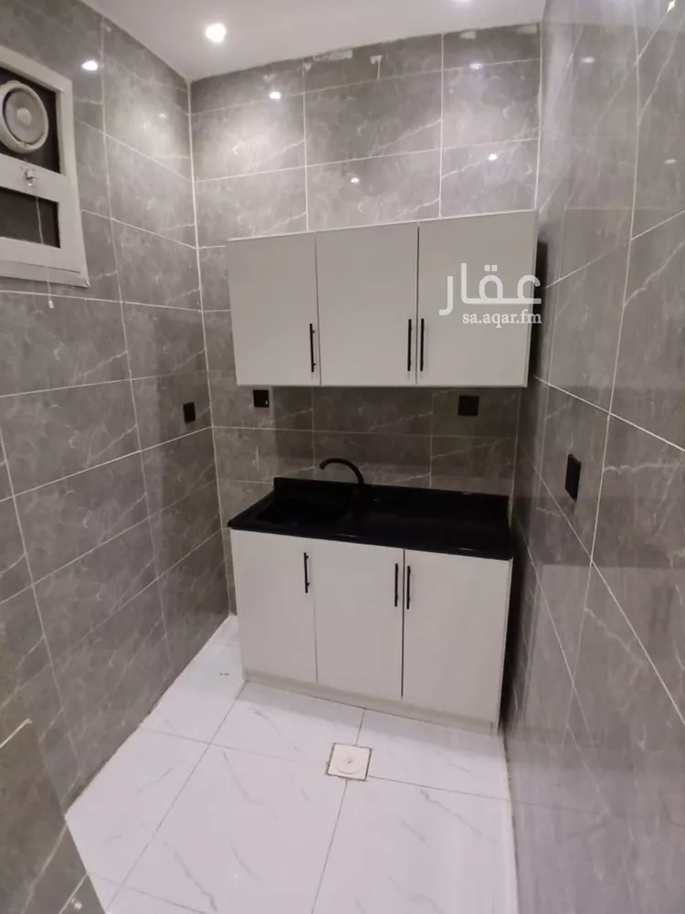 شقة للإيجار في شارع الشيخ حسن بن حسين بن علي, حي إشبيلية, مدينة الرياض, منطقة الرياض صورة 5
