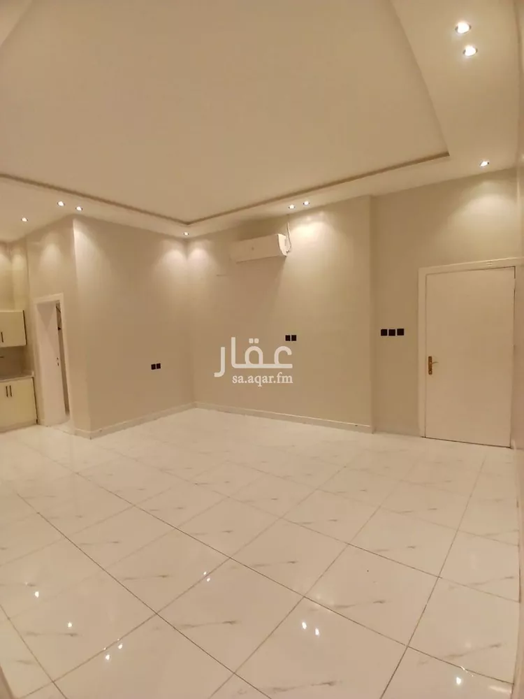 شقة للإيجار في شارع الشيخ حسن بن حسين بن علي, حي إشبيلية, مدينة الرياض, منطقة الرياض صورة 4