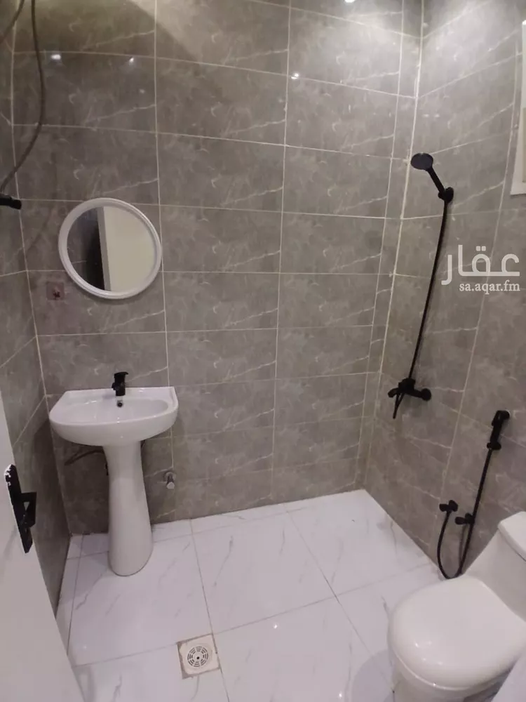 شقة للإيجار في شارع الشيخ حسن بن حسين بن علي, حي إشبيلية, مدينة الرياض, منطقة الرياض صورة 3
