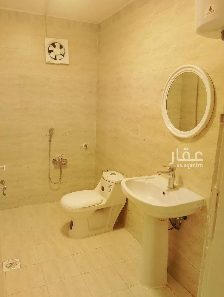 شقة للإيجار في شارع الشيخ حسن بن حسين بن علي, حي إشبيلية, مدينة الرياض, منطقة الرياض صورة 2