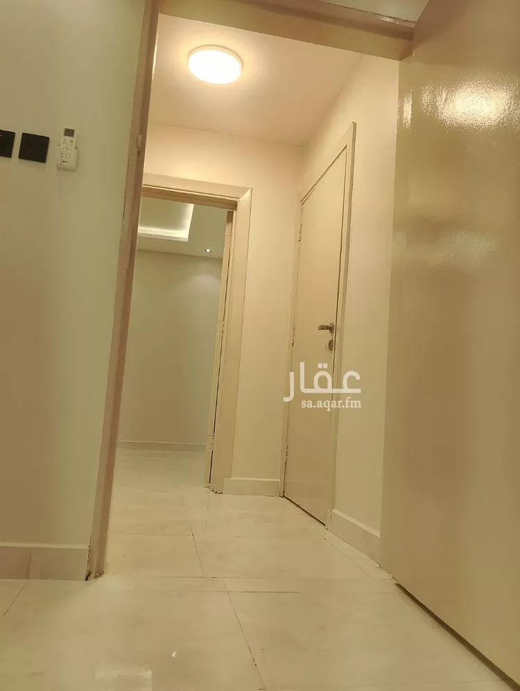 شقة للإيجار في شارع الشيخ حسن بن حسين بن علي, حي إشبيلية, مدينة الرياض, منطقة الرياض صورة 4