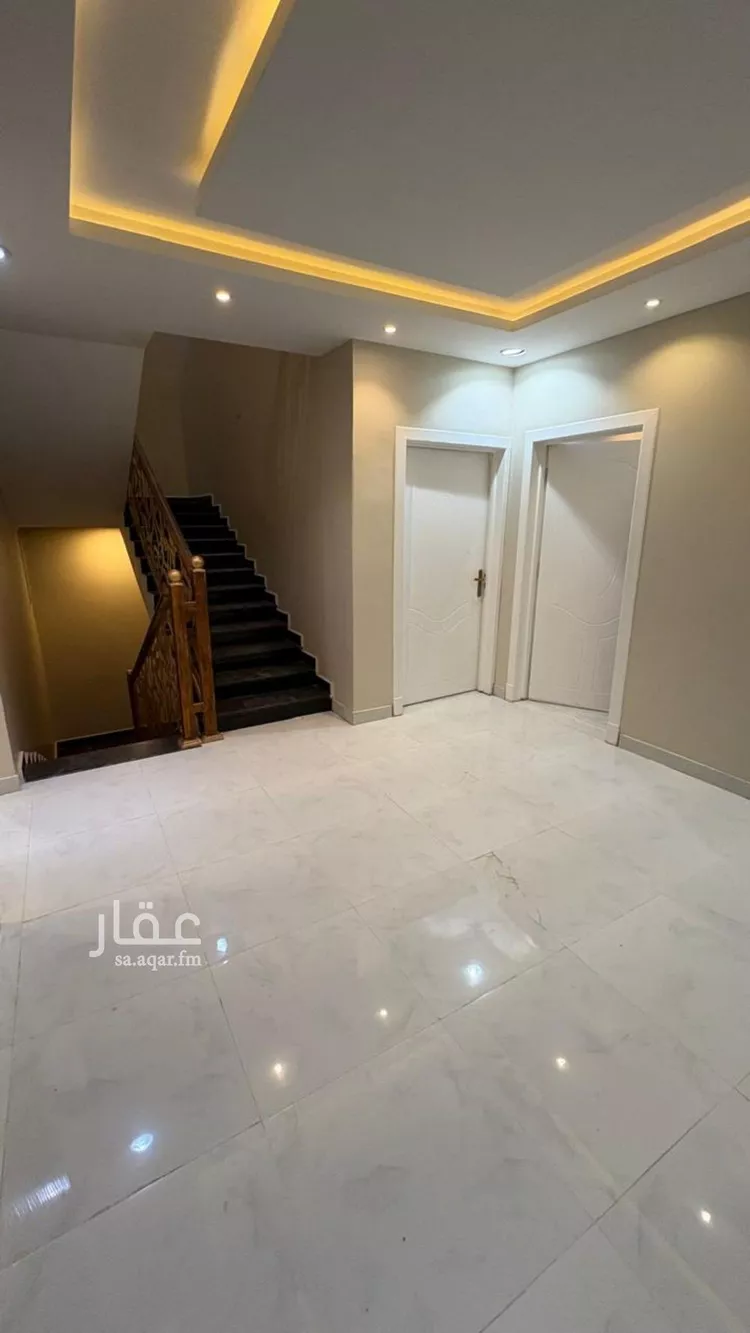 فيلا للإيجار في شارع التبريزي, حي المهدية, مدينة الرياض, منطقة الرياض