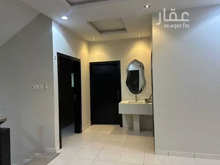 فيلا للإيجار في شارع رقم 306, حي المونسية, مدينة الرياض, منطقة الرياض