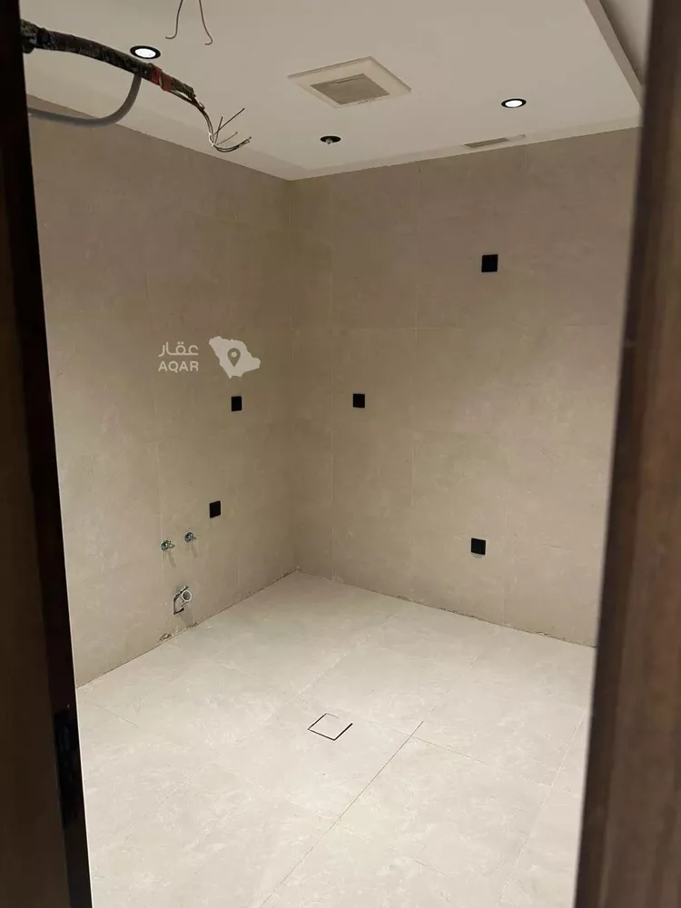 Floor for Sale in Jeddah Taiba 8