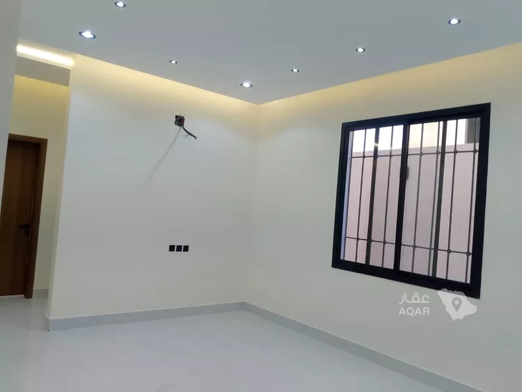 Floor for Rent in Riyadh Al Bariah 2