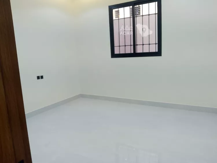 Floor for Rent in Riyadh Al Bariah 5