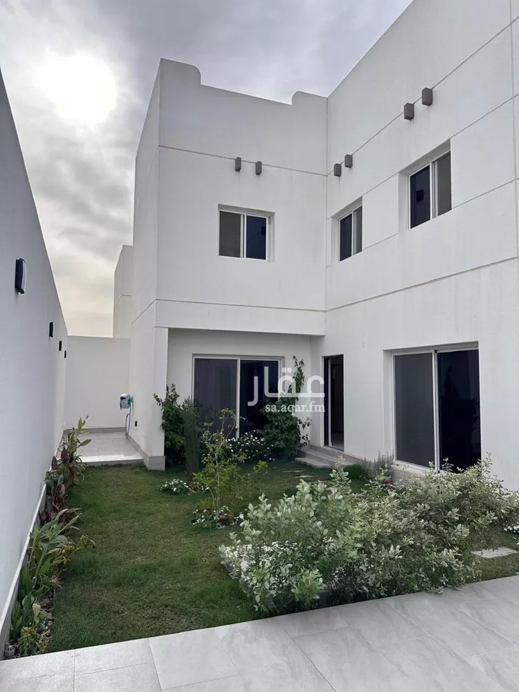 فيلا للإيجار في شارع جابر بن ماجد الصدفي, حي الفاروق, مدينة الرياض, منطقة الرياض