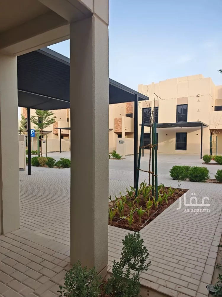 فيلا للإيجار في شارع رقم 2025, حي سدرة, مدينة الرياض, منطقة الرياض صورة 2