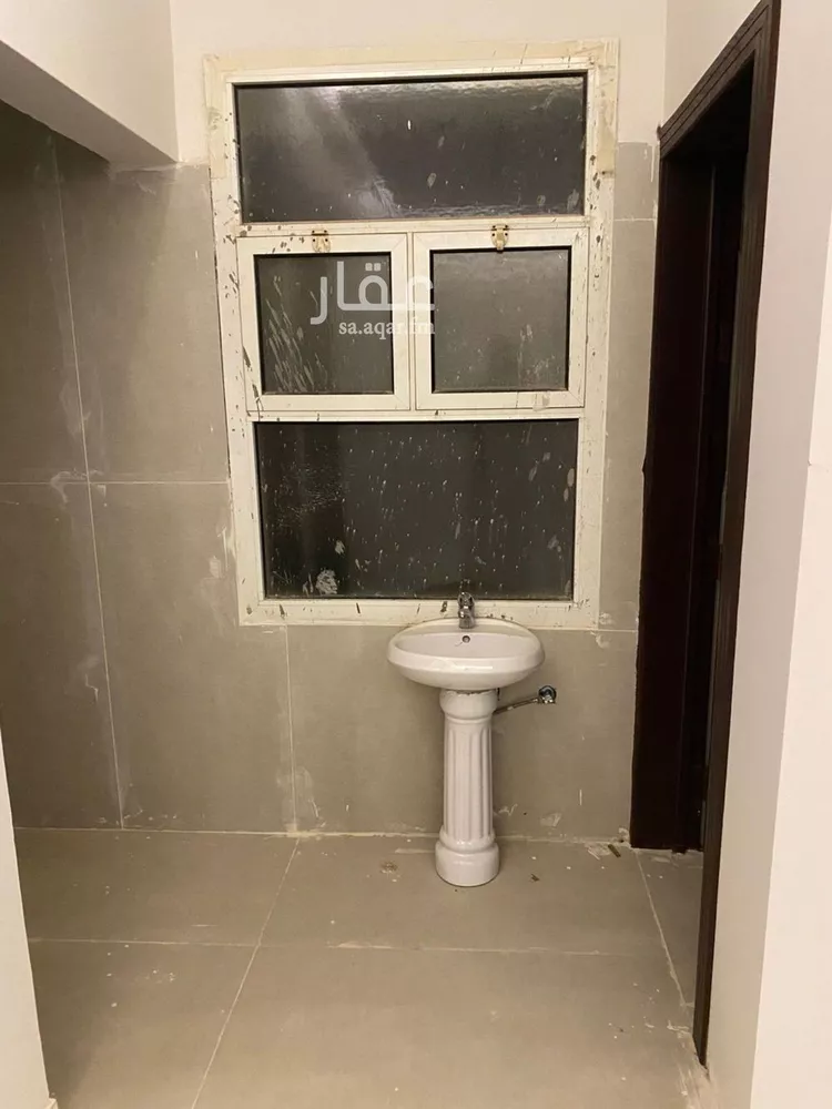 شقة للإيجار في شارع محمد بن عبدالرحمن بن إسحاق آل الشيخ, حي القيروان, مدينة الرياض, منطقة الرياض 12