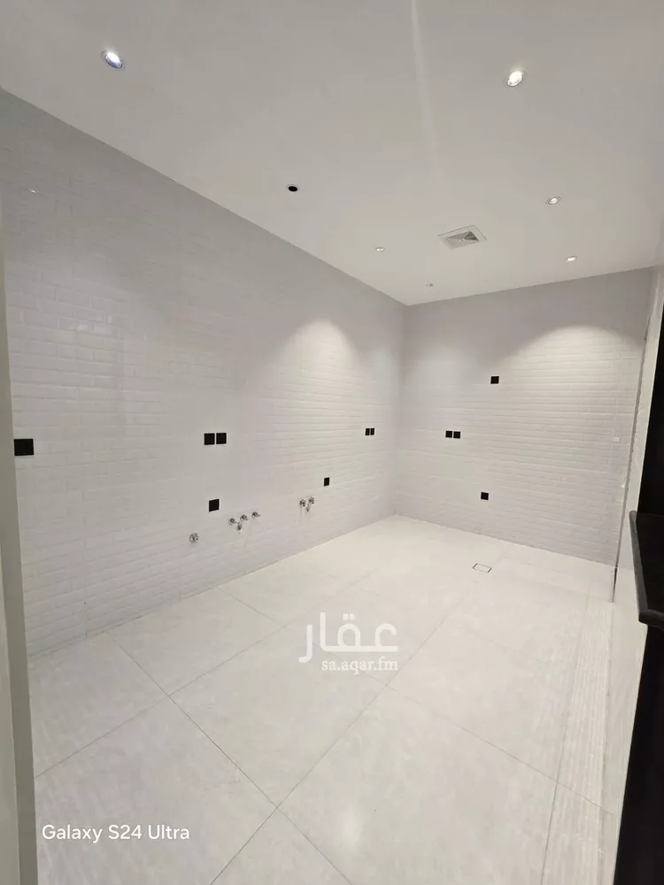 شقة للبيع في شارع الكويت, حي الفيصلية, مدينة جدة, منطقة مكة المكرمة 12