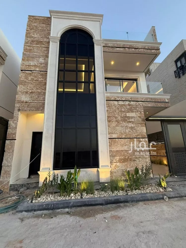 فيلا للبيع في شارع عبداللطيف بن المبارك, حي المهدية, مدينة الرياض, منطقة الرياض صورة 2