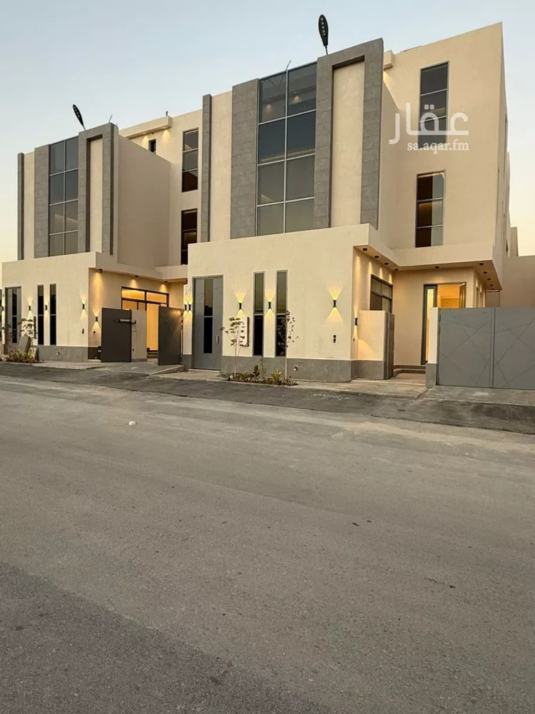 فيلا للبيع في شارع عبداللطيف بن المبارك, حي المهدية, مدينة الرياض, منطقة الرياض صورة 3