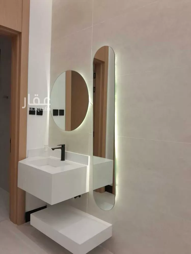 Floor for Sale in Al Muzahimiyah Al Hada 7