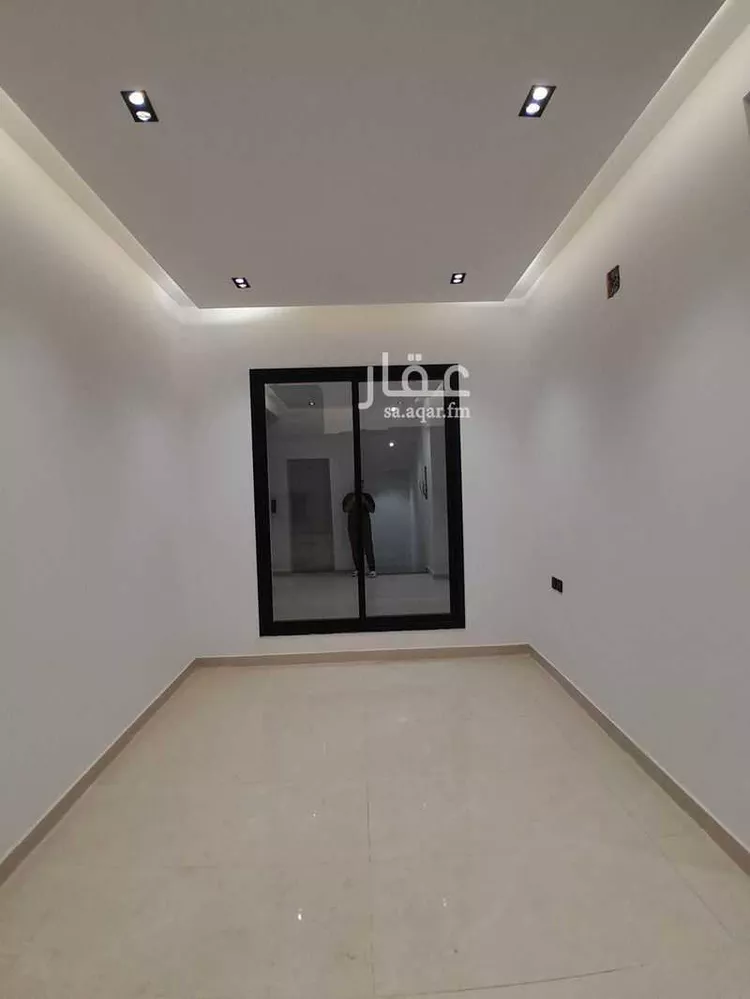 فيلا للبيع في شارع الصفة, حي طويق, مدينة الرياض, منطقة الرياض 18
