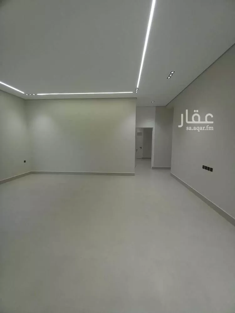 دور للبيع في شارع ياسر بن مالك, حي الورود, مدينة المزاحمية, منطقة الرياض 12