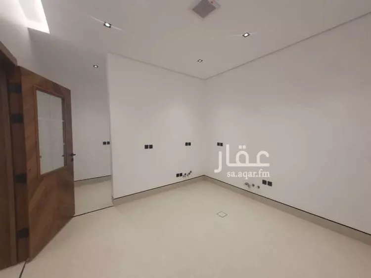 دور للبيع في شارع ياسر بن مالك, حي الورود, مدينة المزاحمية, منطقة الرياض 10