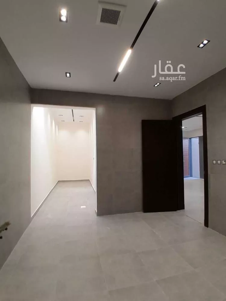 فيلا للبيع في شارع رقم 272, حي ظهرة لبن, مدينة الرياض, منطقة الرياض 15