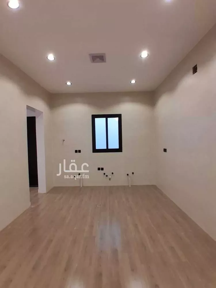 Floor for Sale in Al Muzahimiyah Al Hada 12