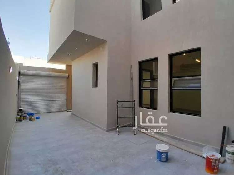 فيلا للبيع في شارع رقم 272, حي ظهرة لبن, مدينة الرياض, منطقة الرياض 9