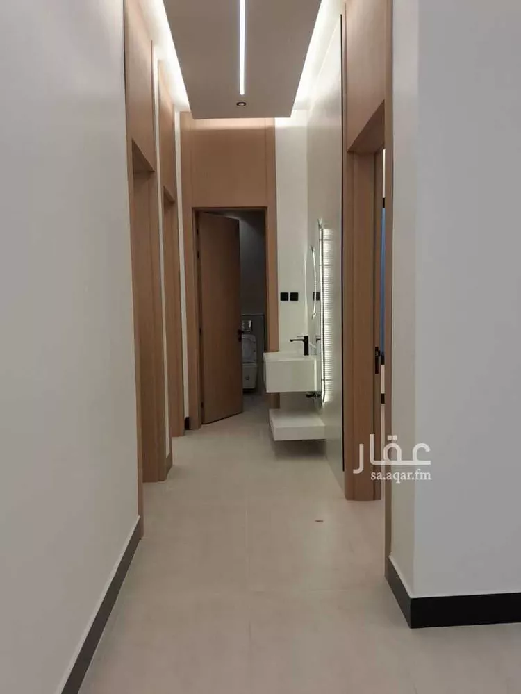 Floor for Sale in Al Muzahimiyah Al Hada 17