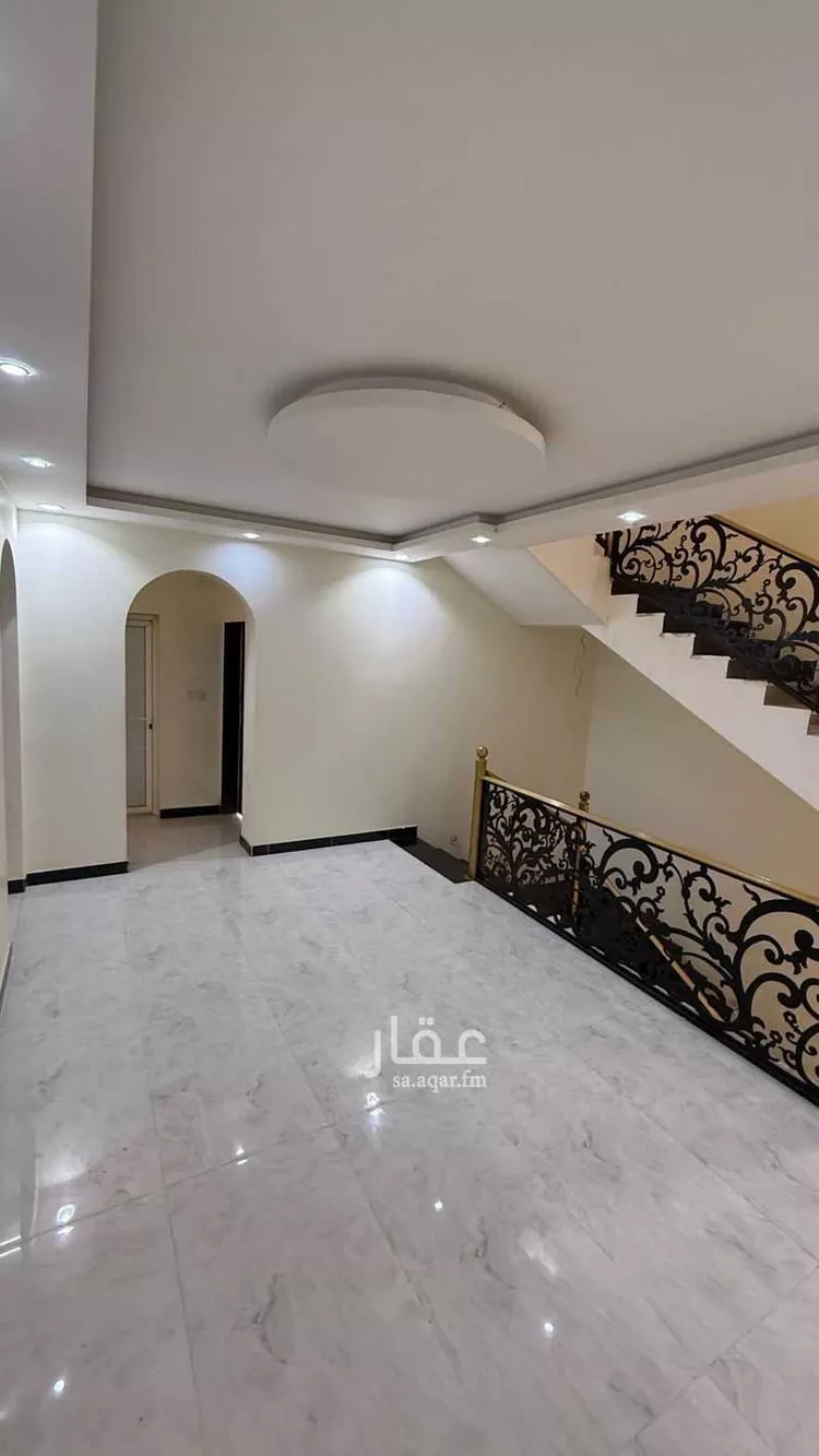 فيلا للإيجار في شارع المحمدية 2 27 ، حي الشاطئ ، جازان ، منطقة جازان صورة 2