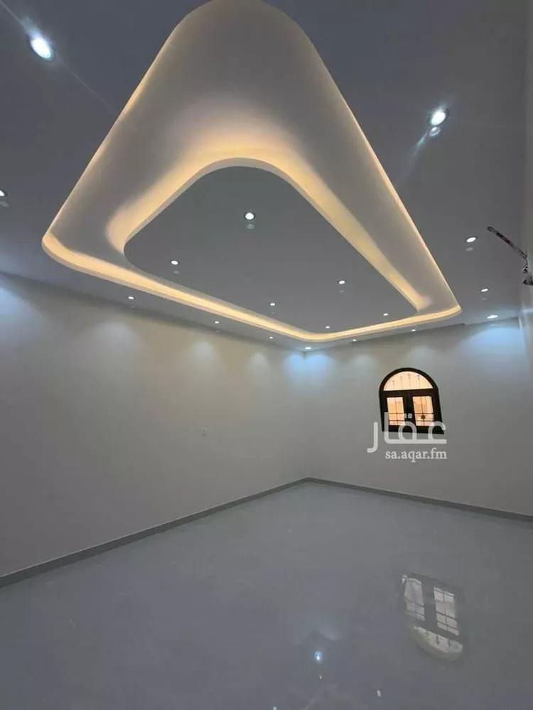 عمارة للإيجار في شارع شارع 9 ب, حي الخليج, مدينة النعيرية, المنطقة الشرقية