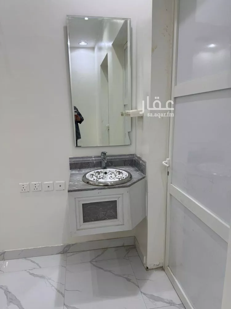 شقة للإيجار في شارع إبراهيم بن السبهان, حي الشفاء, مدينة الرياض, منطقة الرياض صورة 2