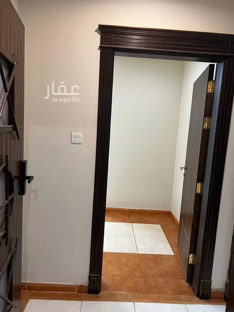 فيلا للإيجار في شارع زيد بن الخطاب, حي الفيصلية, مدينة الدرعية, منطقة الرياض صورة 5