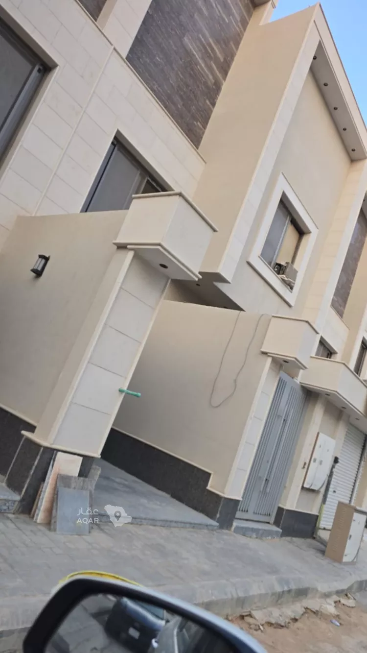 Floor for Sale in Riyadh Ad Duraihimiyah 2