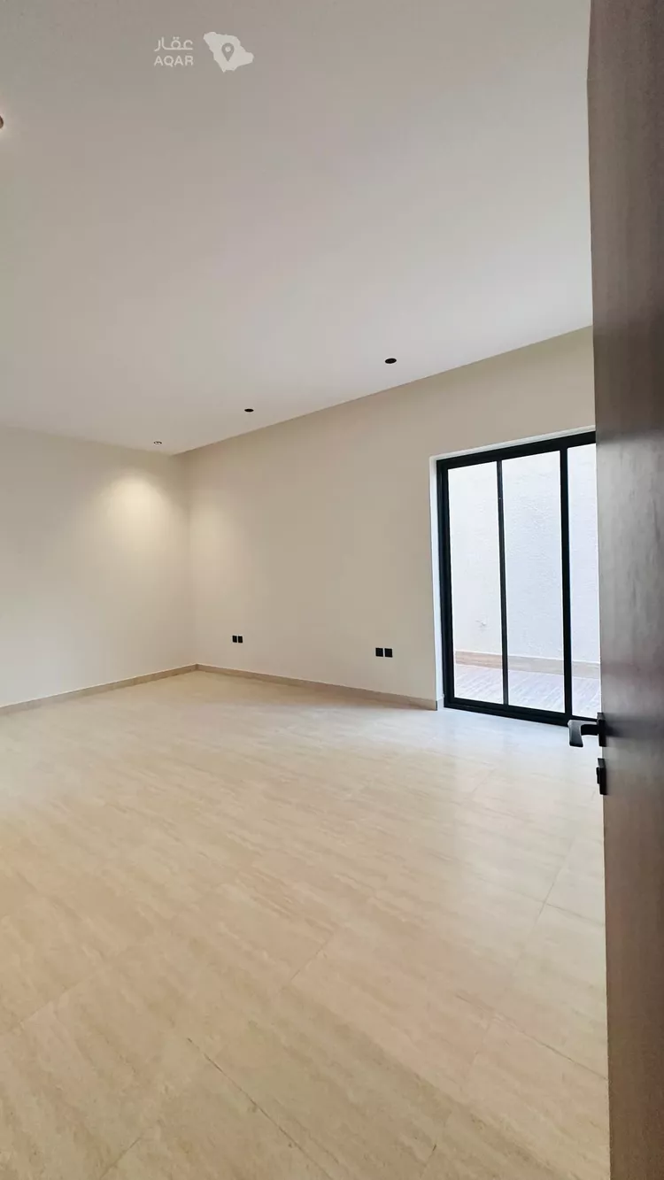 Floor for Sale in Riyadh As Suwaidi Al Gharabi 5