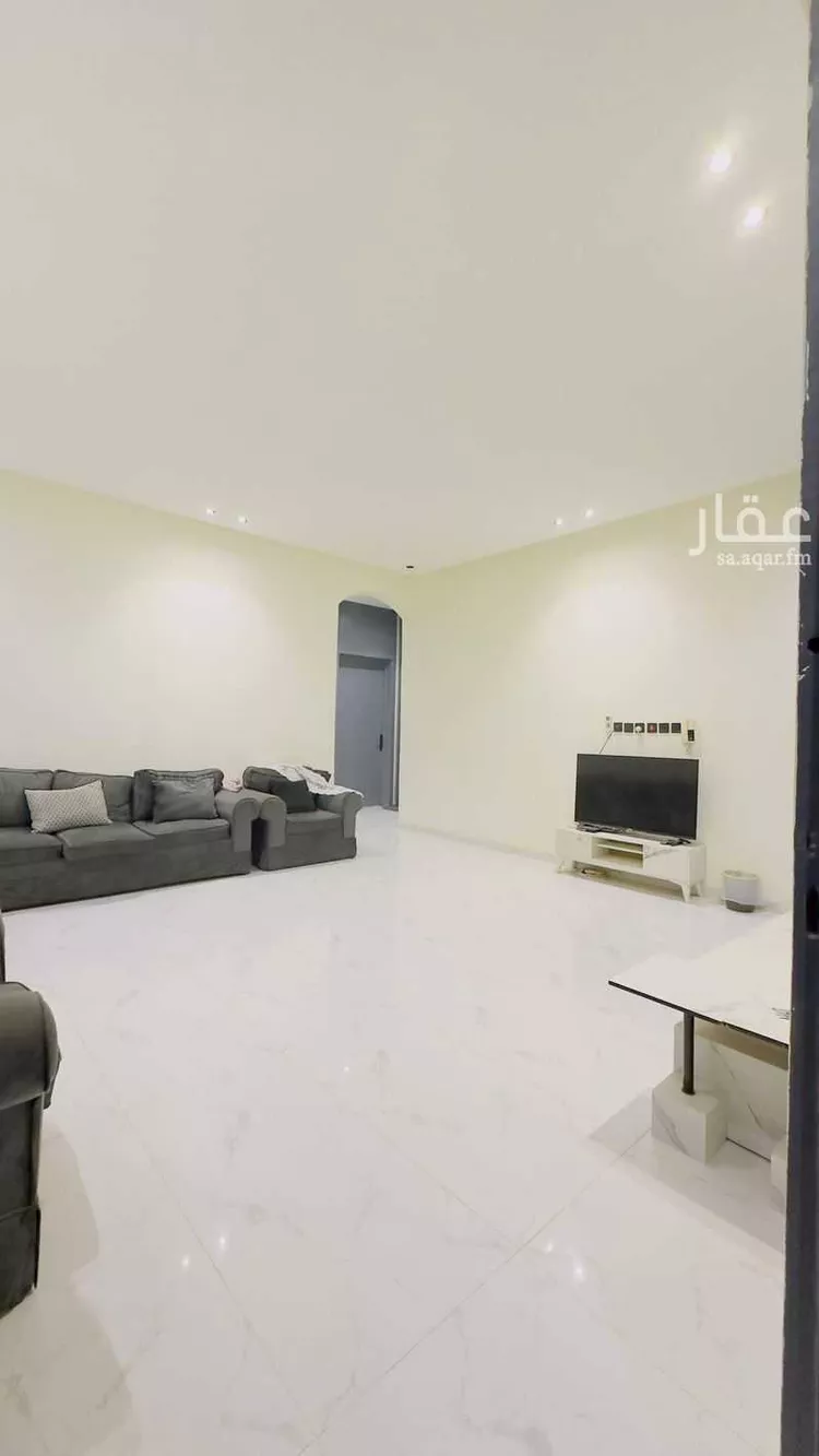 دور للبيع في شارع أبي بكر الديناري, حي طويق, مدينة الرياض, منطقة الرياض 8