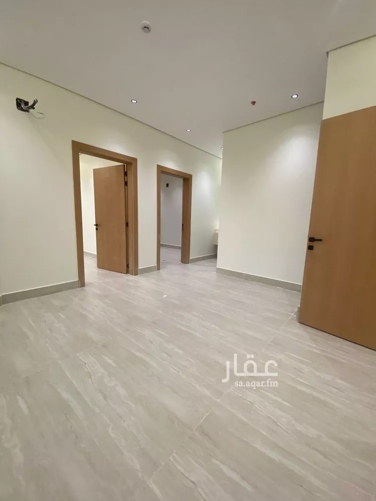 شقة للبيع في شارع عنيزة, حي ظهرة لبن, مدينة الرياض, منطقة الرياض