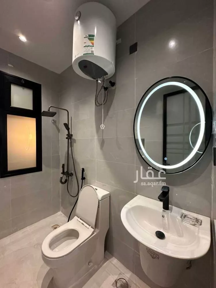 شقة للبيع في حي العزيزية, مدينة الجبيل, المنطقة الشرقية 6