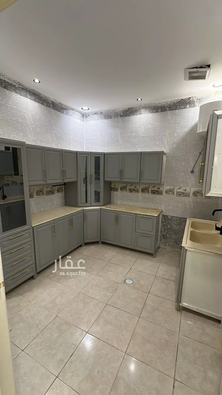 شقة للإيجار في شارع رقم 317, حي ظهرة لبن, مدينة الرياض, منطقة الرياض