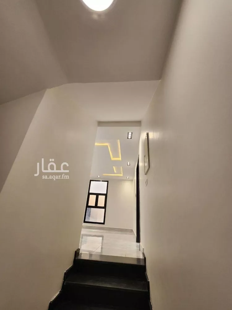 فيلا للإيجار في شارع حسين الجزيري, حي المهدية, مدينة الرياض, منطقة الرياض صورة 2