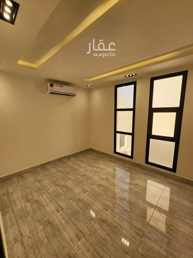 فيلا للإيجار في شارع حسين الجزيري, حي المهدية, مدينة الرياض, منطقة الرياض صورة 5