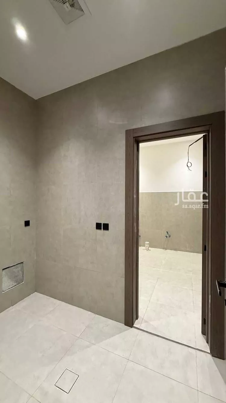 دور للبيع في شارع البطريق, حي السلام, مدينة الرياض, منطقة الرياض 6