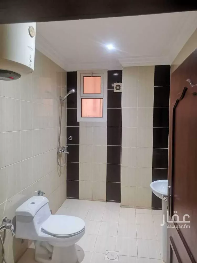 عمارة للإيجار في شارع الأميرة سارة بنت أحمد السديري, حي الضباط, مدينة الرياض, منطقة الرياض صورة 4