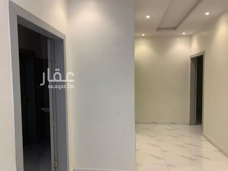 فيلا للبيع في شارع جبل الكرمل, حي القادسية, مدينة الرياض, منطقة الرياض صورة 3