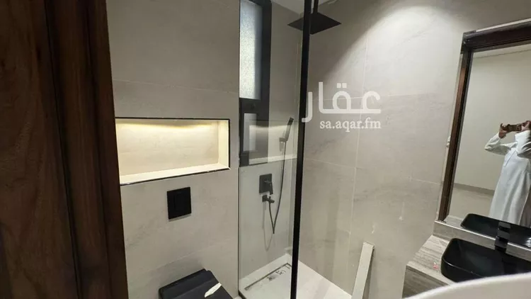 دور للبيع في شارع السوادي, حي الملك فيصل, مدينة الرياض, منطقة الرياض صورة 3
