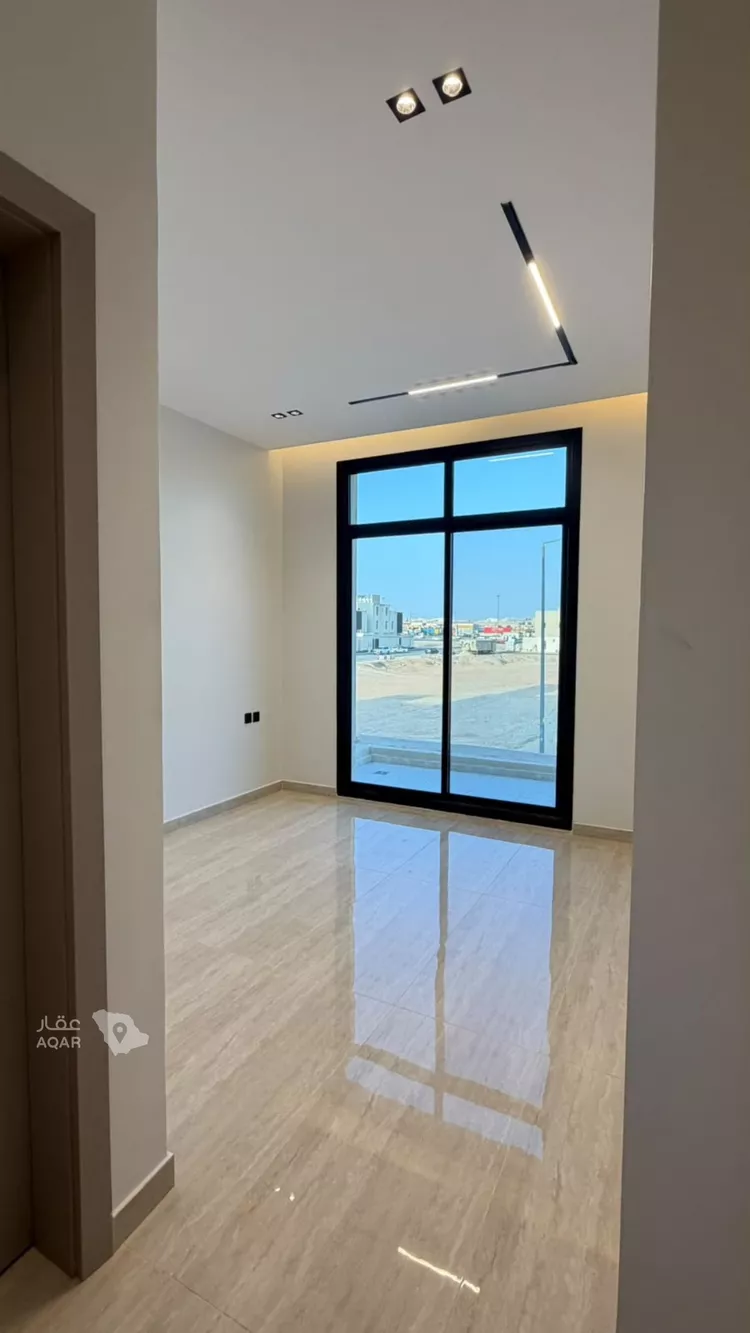 فيلا للبيع في شارع حمزة بن عبدالمطلب, حي الرمال, مدينة الرياض, منطقة الرياض 14