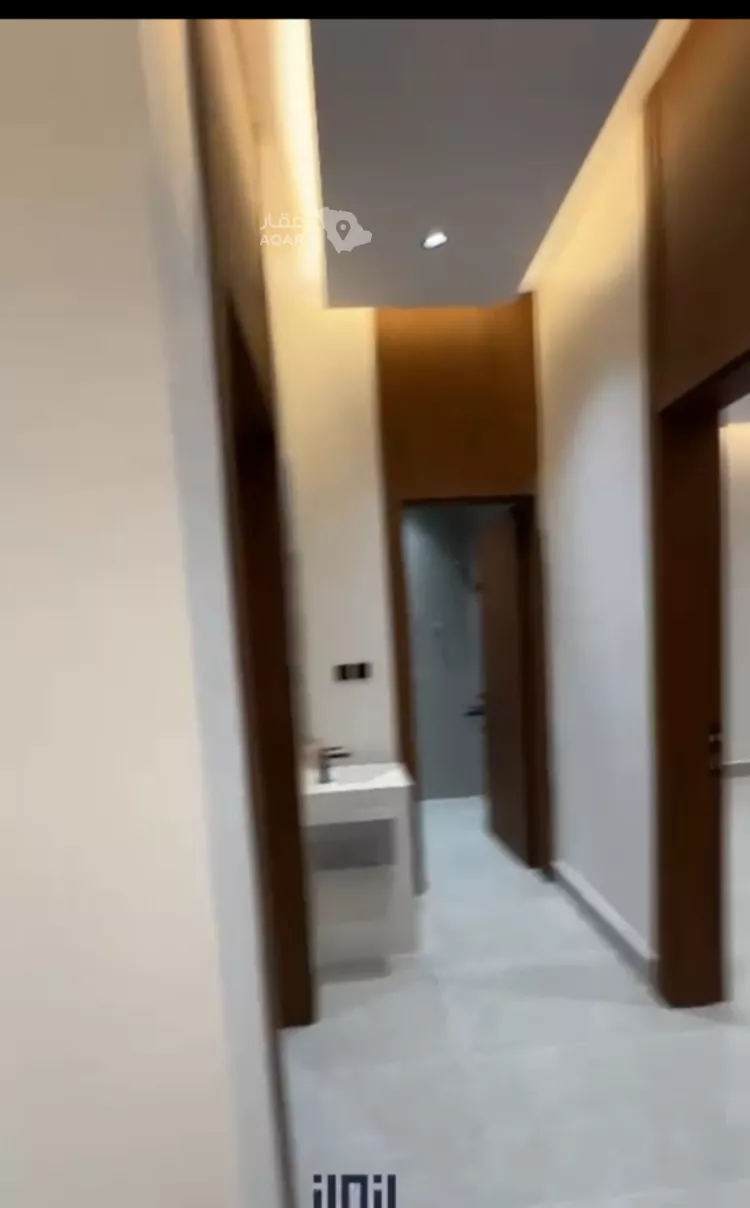 Floor for Sale in Riyadh Al Janadriyah صورة 5